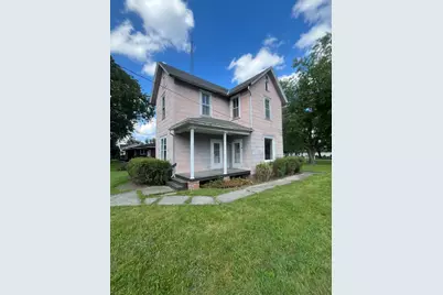 429 N 2nd Street, Cissna Park, IL 60924 - Photo 1