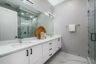 3056 N Lincoln Avenue #3, Chicago, IL 60657 - Photo 17