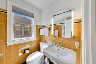 6308 N Indian Rd, Chicago, IL 60646 - Photo 25