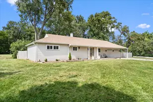 2N030 Virginia Ave, Glen Ellyn, IL 60137 - Photo 1