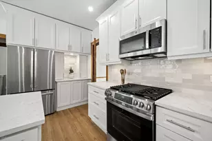 5100 N Long Ave, Chicago, IL 60630 - Photo 15