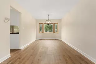 2847 Buckingham Ave, Westchester, IL 60154 - Photo 7