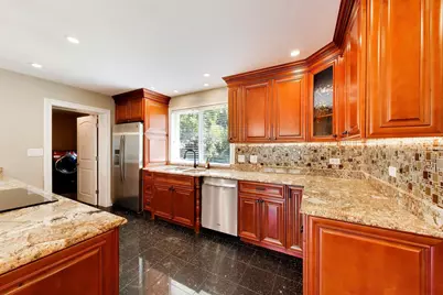 [Address not provided], Burr Ridge, IL 60527 - Photo 9