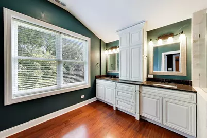 [Address not provided], Burr Ridge, IL 60527 - Photo 25