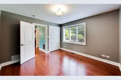 [Address not provided], Burr Ridge, IL 60527 - Photo 17