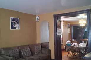 10342 S Ave N Ave, Chicago, IL 60617 - Photo 5