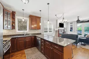 5445 N Northwest Hwy, Chicago, IL 60630 - Photo 9