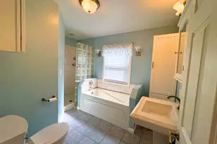 817 S Spring Rd, Elmhurst, IL 60126 - Photo 9