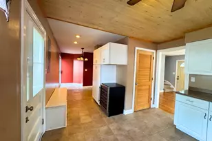 817 S Spring Rd, Elmhurst, IL 60126 - Photo 5