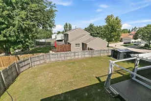 208 Carol Ann Dr, Streamwood, IL 60107 - Photo 23