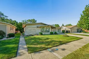 1050 W Strieff Ln, Glenwood, IL 60425 - Photo 21