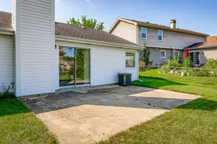 1704 Stratton Pond Ln, Schaumburg, IL 60194 - Photo 25
