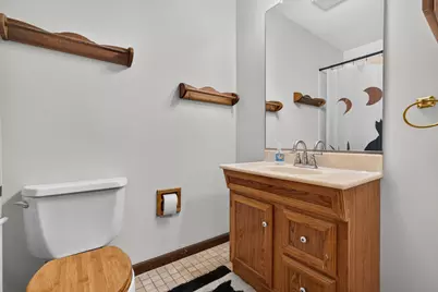 6712 Silver Lake Road, Cary, IL 60013 - Photo 9