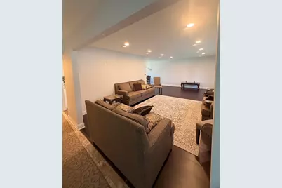 7791 Sherwood Circle S, Hanover Park, IL 60133 - Photo 11