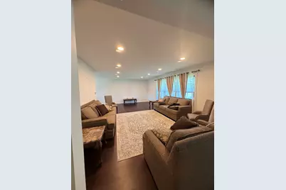7791 Sherwood Circle S, Hanover Park, IL 60133 - Photo 21