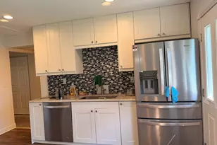 7791 Sherwood Cir S, Hanover Park, IL 60133 - Photo 7