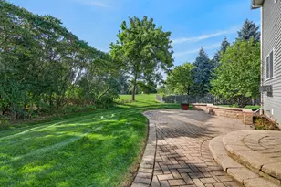 2570 N Jade Ave, Arlington Heights, IL 60004 - Photo 31