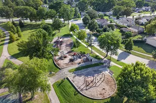 2570 N Jade Ave, Arlington Heights, IL 60004 - Photo 37