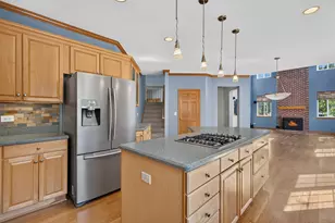 2570 N Jade Ave, Arlington Heights, IL 60004 - Photo 7