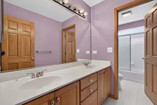 2570 N Jade Ave, Arlington Heights, IL 60004 - Photo 21