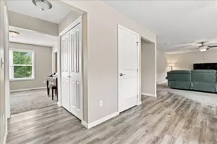 2906 Conlor Dr, Bloomington, IL 61704 - Photo 27