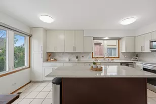 139 Harding Ave, Des Plaines, IL 60016 - Photo 9