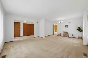 139 Harding Ave, Des Plaines, IL 60016 - Photo 5