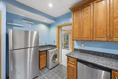 2005 S 9th Avenue, Maywood, IL 60153 - Photo 9