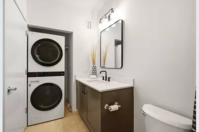 744 N Clark Street #305, Chicago, IL 60654 - Photo 15