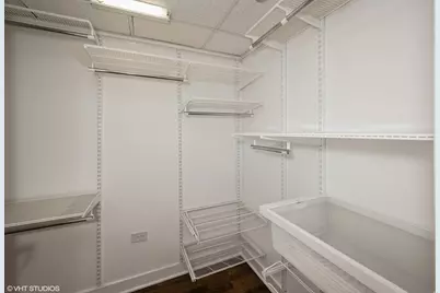 744 N Clark Street #305, Chicago, IL 60654 - Photo 11