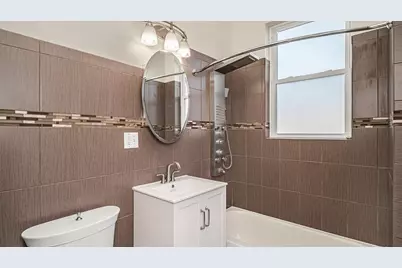 3227 W Beach Avenue #3, Chicago, IL 60651 - Photo 11
