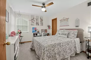 1718 Midday Dr, Zion, IL 60099 - Photo 9
