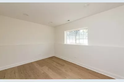 1521 Kenmore Avenue, Round Lake Beach, IL 60073 - Photo 23
