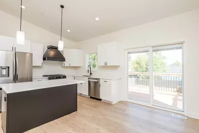 1521 Kenmore Avenue, Round Lake Beach, IL 60073 - Photo 13