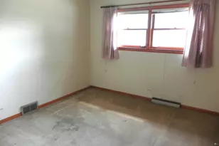 5400 N Mulligan Ave, Chicago, IL 60630 - Photo 9