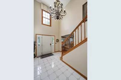 5282 Galloway Drive, Hoffman Estates, IL 60192 - Photo 5