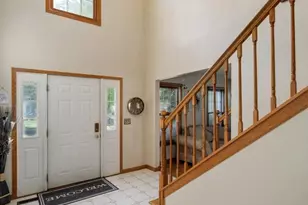 5282 Galloway Dr, Hoffman Estates, IL 60192 - Photo 5