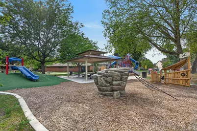 7106 Beckwith Road, Morton Grove, IL 60053 - Photo 23