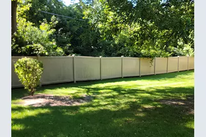 137 White Oak Court #1, Schaumburg, IL 60195 - Photo 17