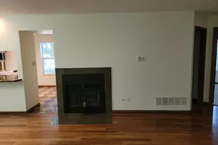137 White Oak Ct, Schaumburg, IL 60195 - Photo 5