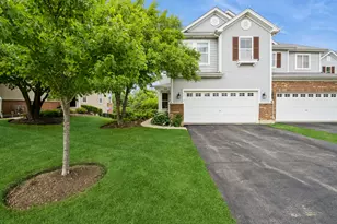 646 Grand Canyon Cir, Crystal Lake, IL 60014 - Photo 1