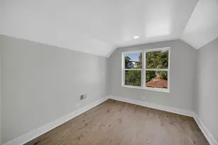 542 N Lavergne Ave, Chicago, IL 60644 - Photo 19