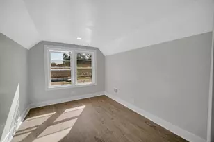 542 N Lavergne Ave, Chicago, IL 60644 - Photo 17