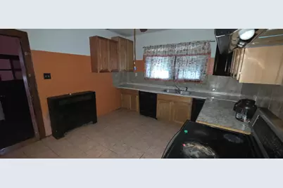 8443 S Manistee Avenue, Chicago, IL 60617 - Photo 7