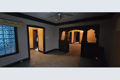 8443 S Manistee Avenue, Chicago, IL 60617 - Photo 3