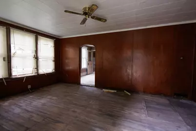 1065 S 4th Avenue, Kankakee, IL 60901 - Photo 9