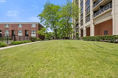 2605 S Indiana Avenue #1007, Chicago, IL 60616 - Photo 17