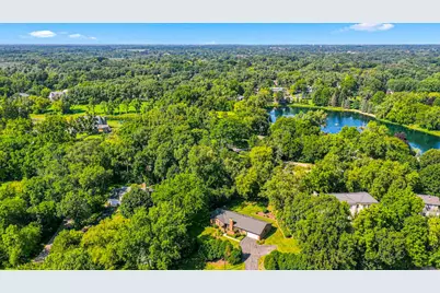 806 Roberts Road, Tower Lakes, IL 60010 - Photo 3