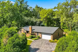 806 Roberts Rd, Tower Lakes, IL 60010 - Photo 51