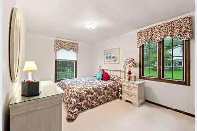 806 Roberts Road, Tower Lakes, IL 60010 - Photo 23